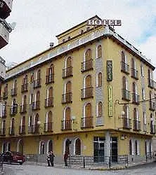 Husa Cuatro Caminos Hotel